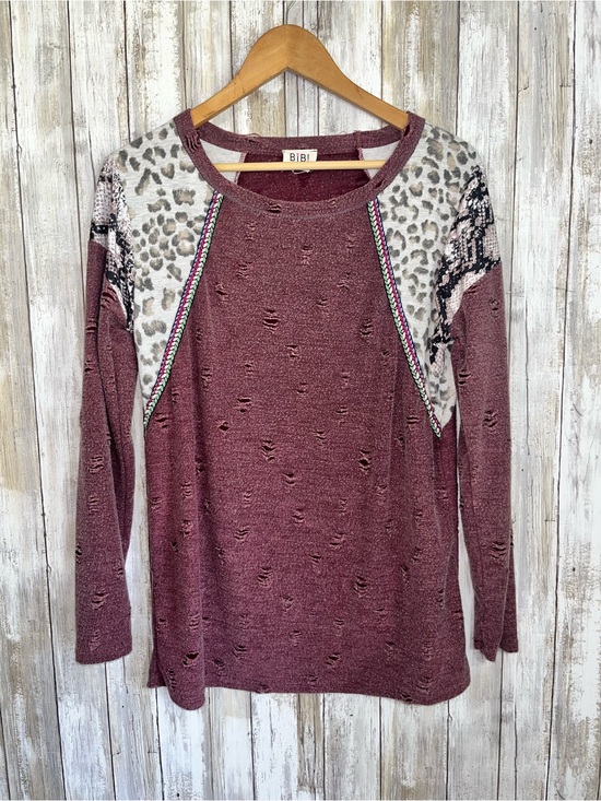 BiBi Tops - BiBi Distressed Leopard Print Top Women’s M Colorblock Mixed Print Long Sleeve